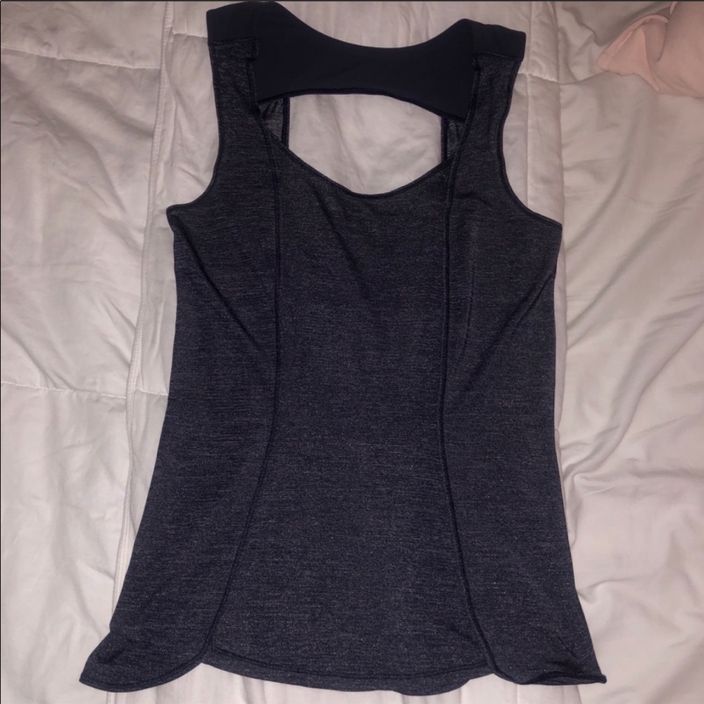 Lululemon tank